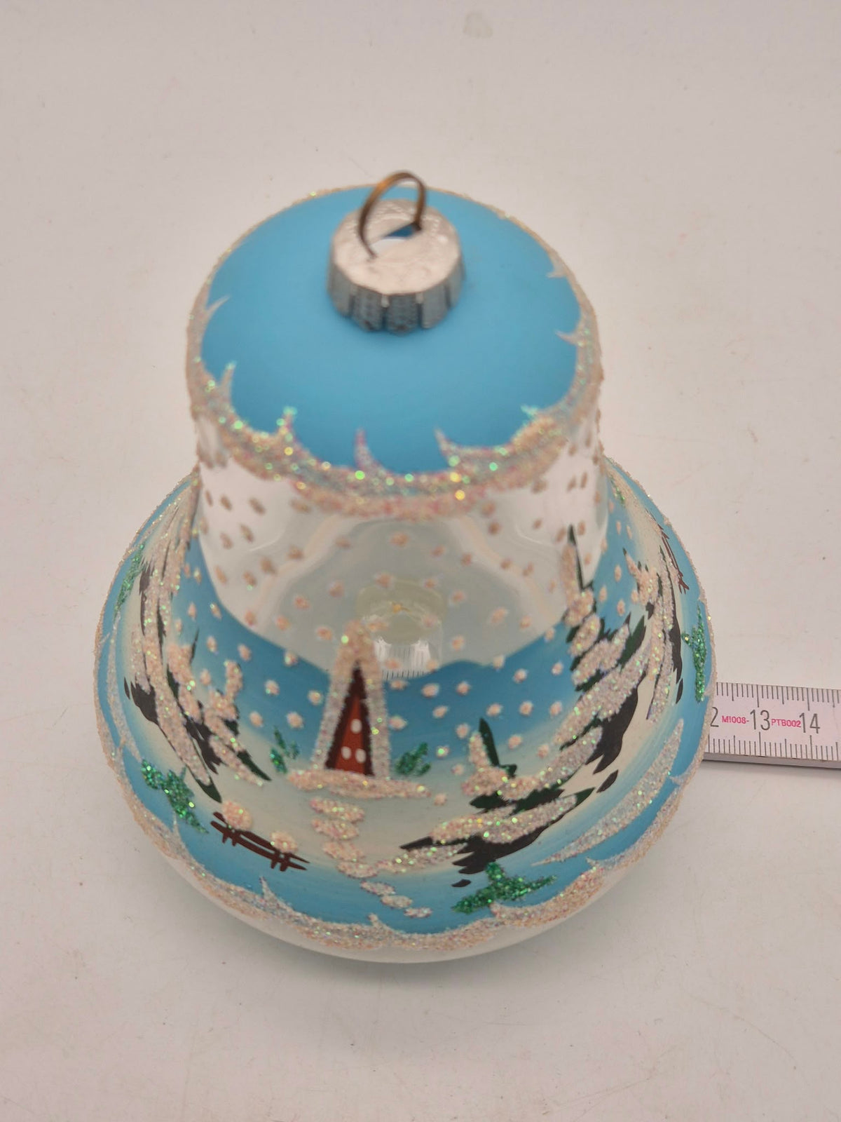 Große Weihnachtsglocke aus Glas – Winterlandschaft – blau-weiß – ca. 14 cm
