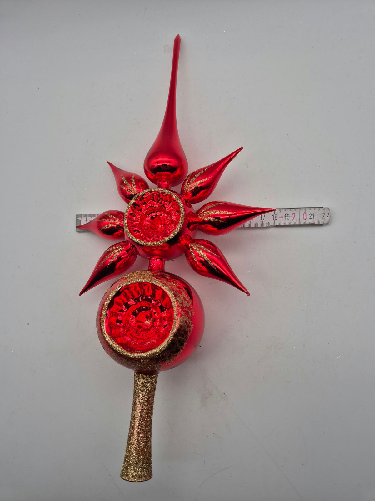 Große rote Christbaumspitze aus Glas – Reflexdekor mit Stern und Goldglitzer – ca. 37 cm